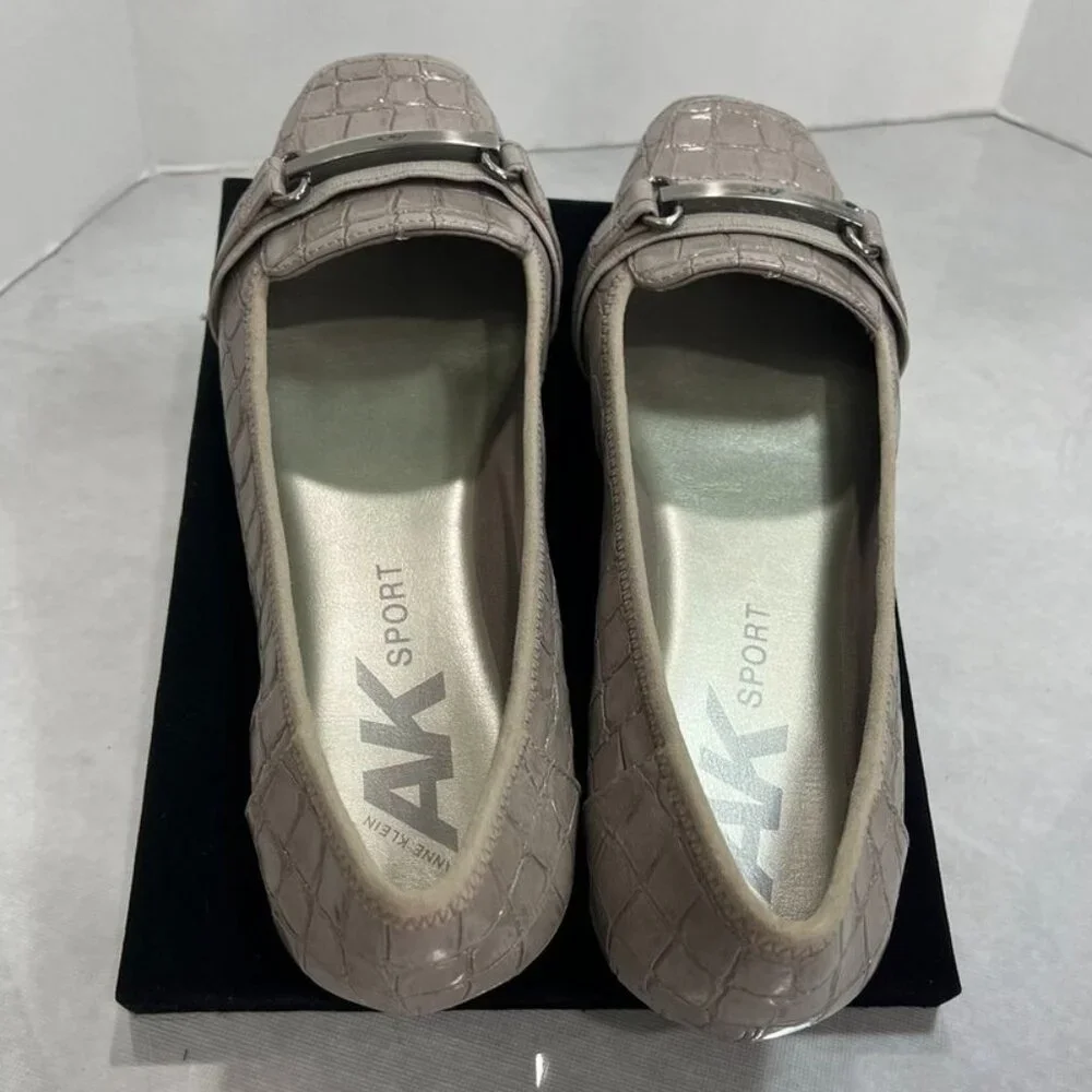 Anne Klein AK Sport Croc Embossed Loafers Comfort Flats Taupe 10M - Picture 5 of 16